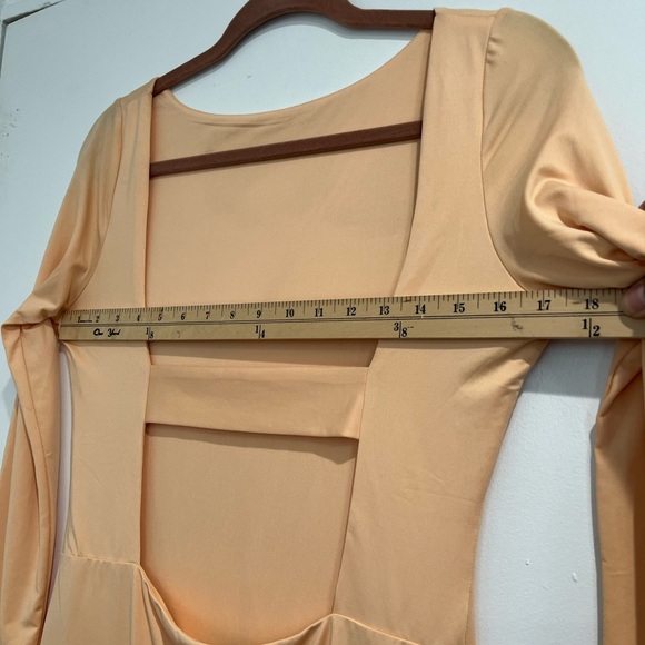 Sabo Skirt Peachy Body Con Margot Dress Sz. L - Picture 8 of 9
